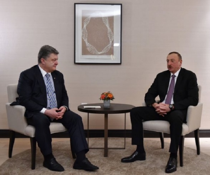 Treffen von Aliyev und Poroshenko in Davos